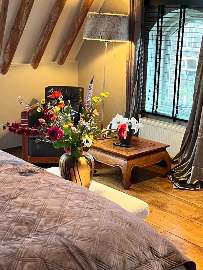 La Dolce Vita Suites ลีวาร์เดิน ภายนอก รูปภาพ
