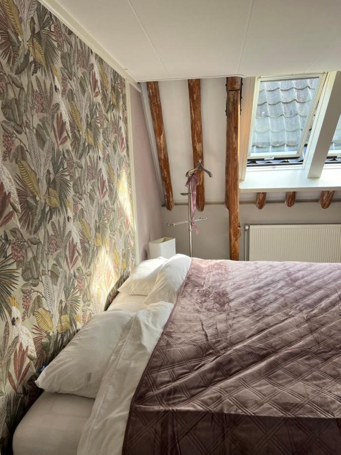 La Dolce Vita Suites ลีวาร์เดิน ภายนอก รูปภาพ