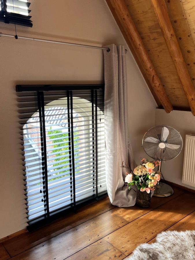 La Dolce Vita Suites ลีวาร์เดิน ภายนอก รูปภาพ
